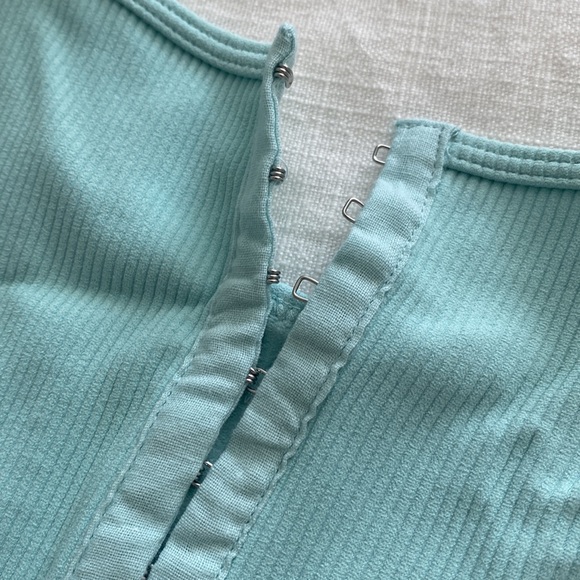 Abercrombie tank - Picture 3 of 5